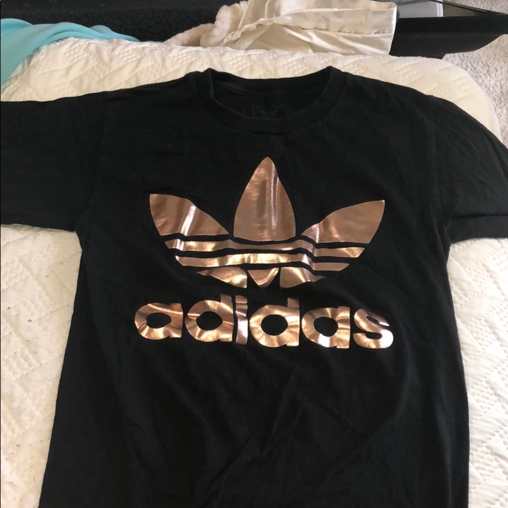 Adidas T-shirt